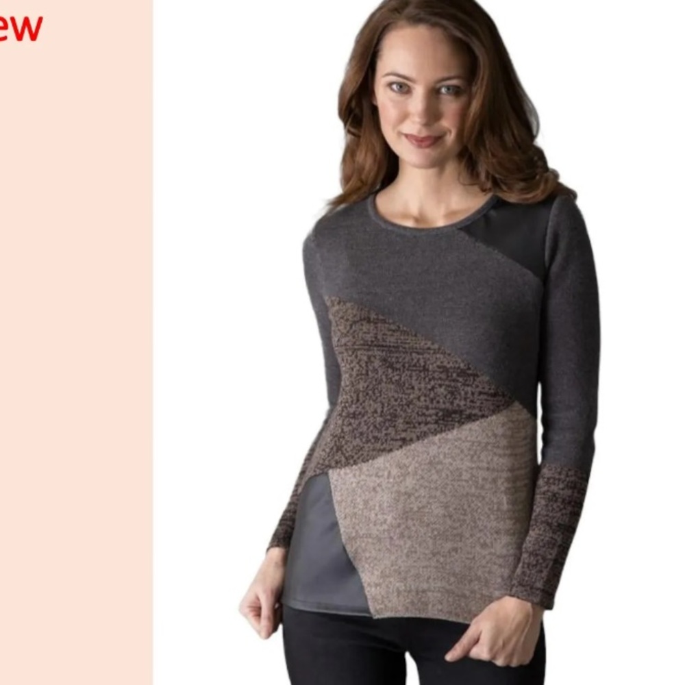 NWT BELFORD cotton graphic sweater with pleather patchwork crew neck size small